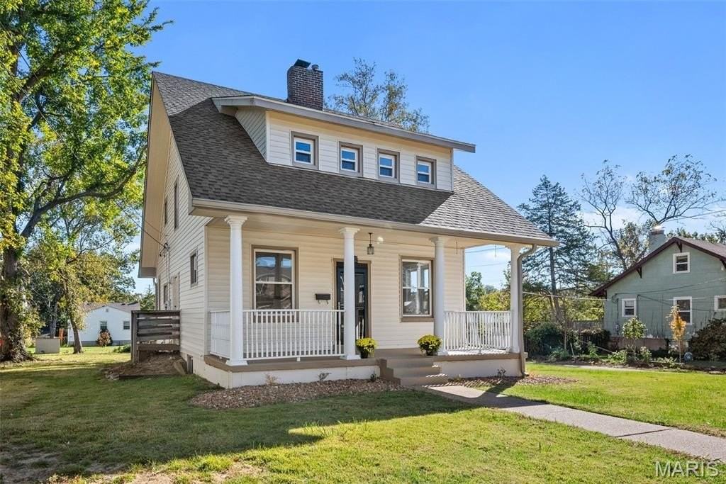 712 Angenette Ave - Photo 3 of 40