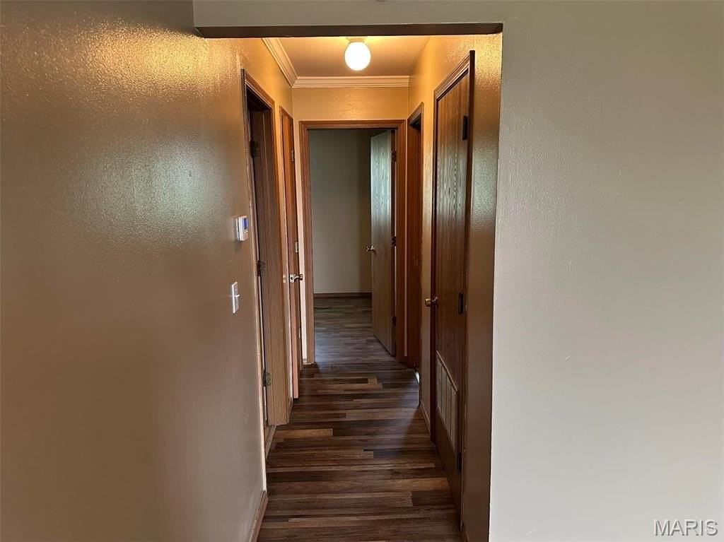 101 W 5th St #2 - Photo 6 of 12