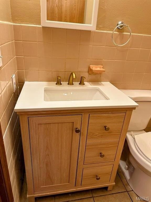 101 W 5th St #2 - Photo 7 of 12