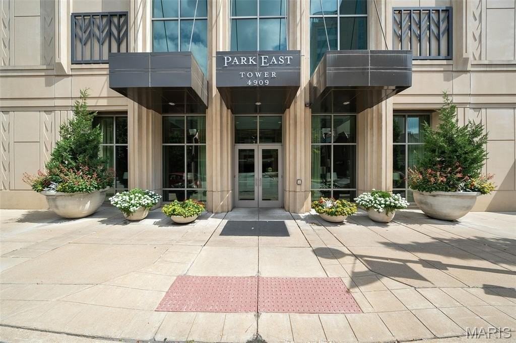 4909 Laclede Ave #1205 - Photo 2 of 26