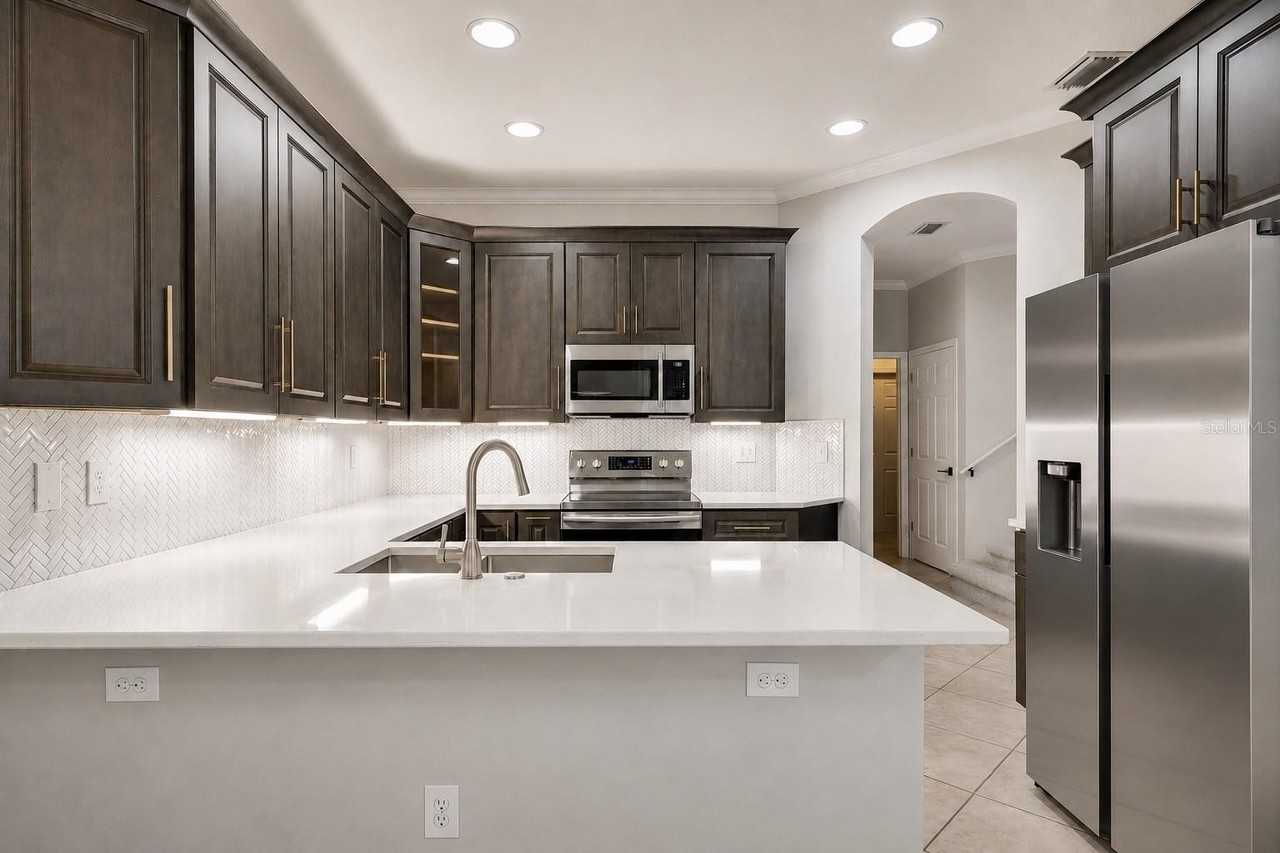 8169 Stone Leaf Ln - Photo 5 of 25