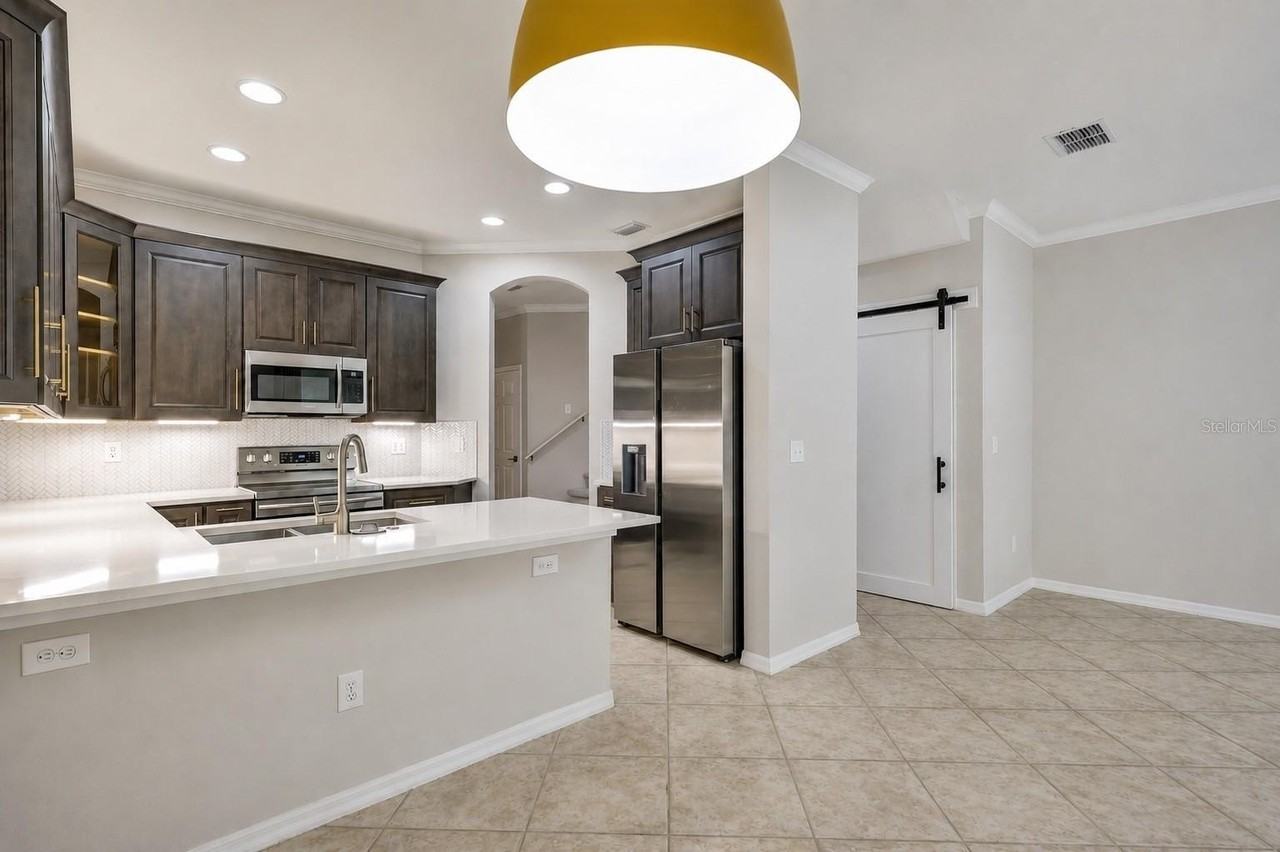 8169 Stone Leaf Ln - Photo 7 of 25
