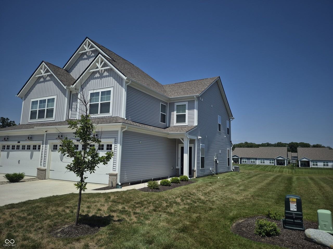 10608 Mangrove Dr