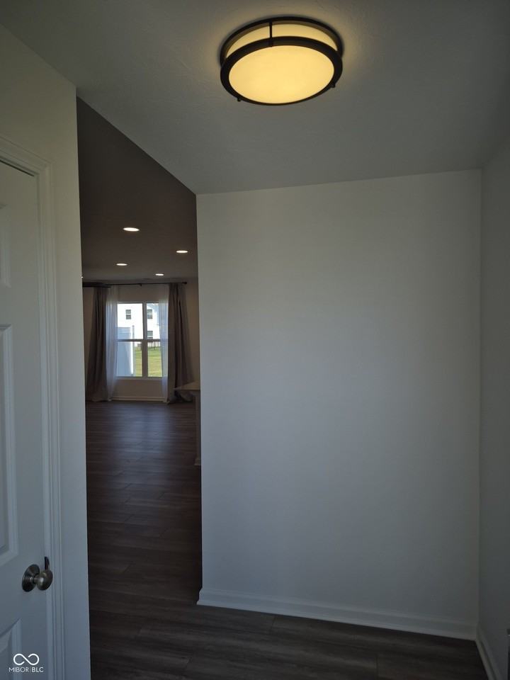 10608 Mangrove Dr - Photo 3 of 30