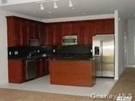 239 Pond View Dr - Photo 2 of 6