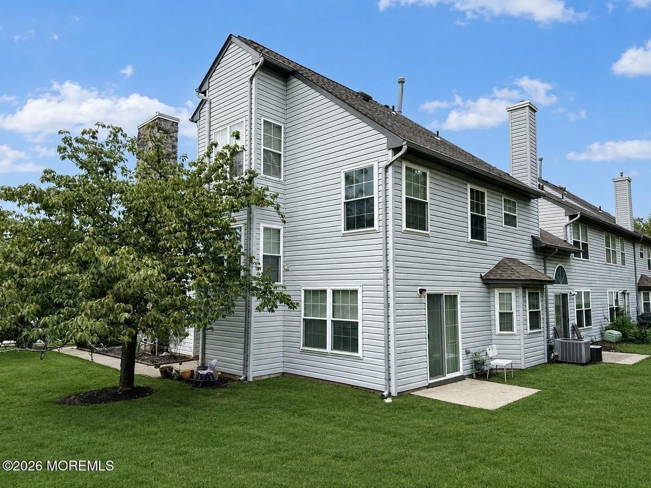 114 Orion Rd - Photo 3 of 24