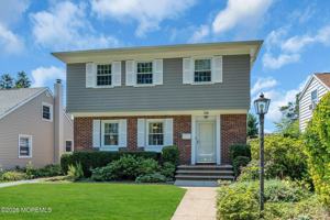 featured image of 720 Crescent Pl