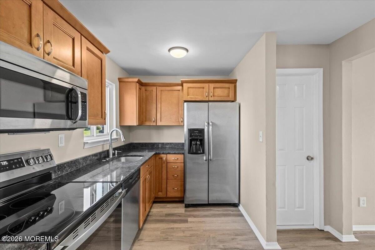 8 Primrose Ln - Photo 5 of 26