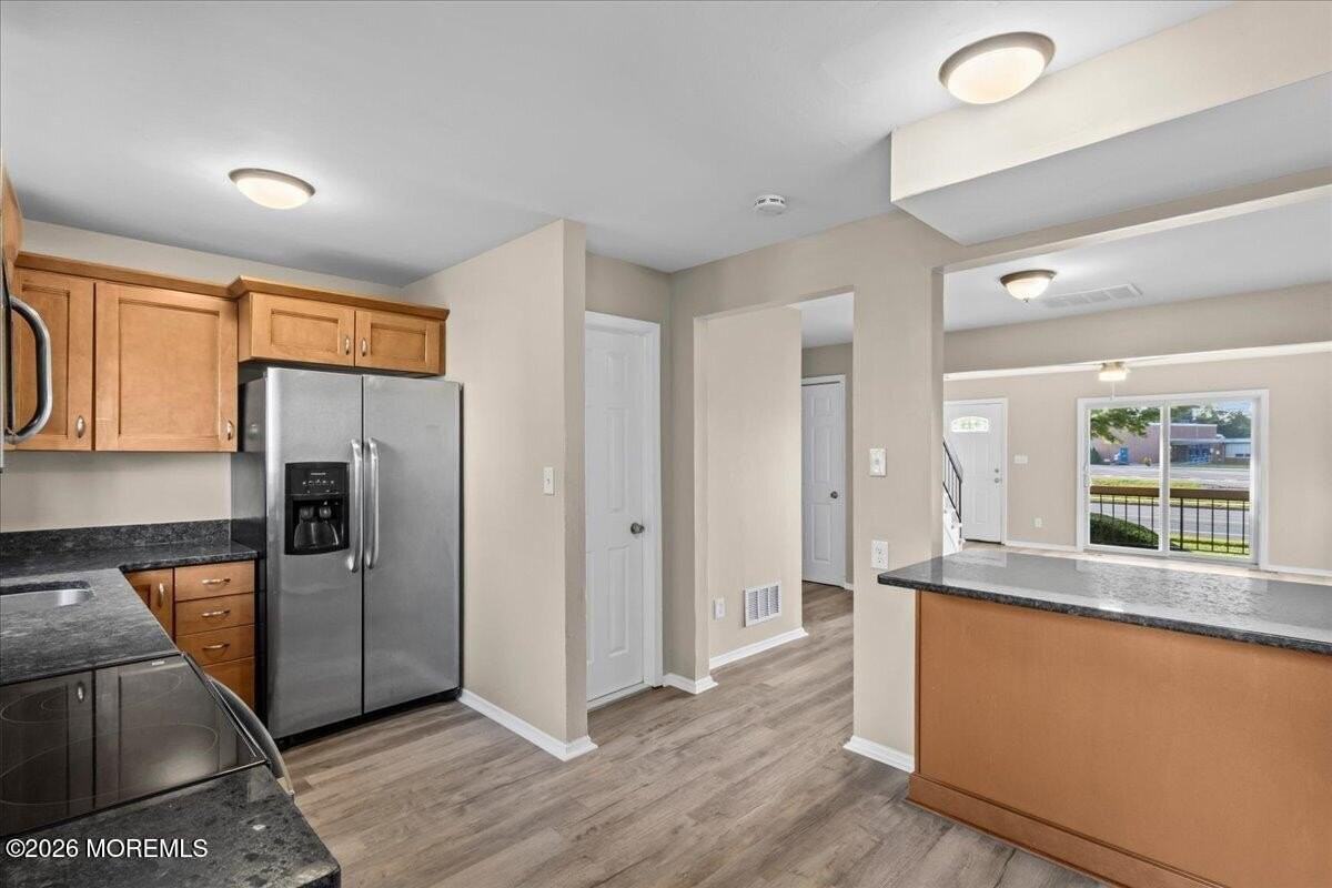 8 Primrose Ln - Photo 6 of 26