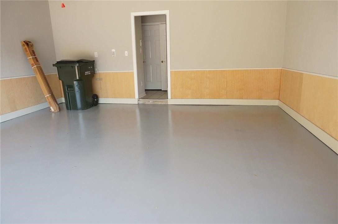 917 Avondale Ln - Photo 3 of 35
