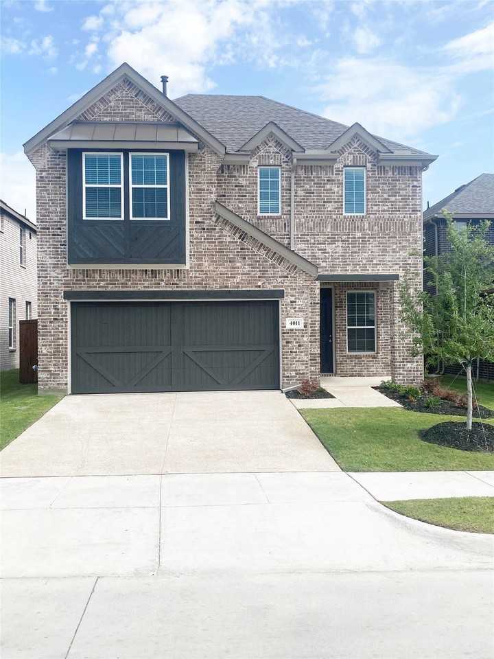 4011 Goldfinch Hvn