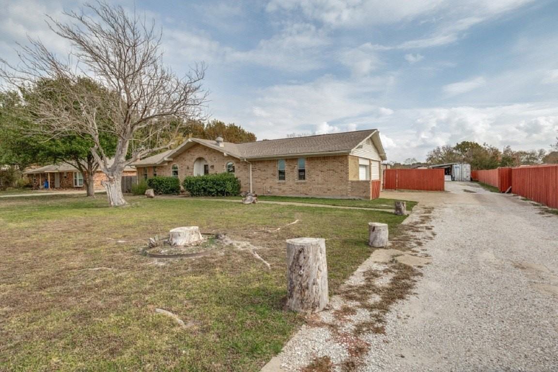 3550 Whiteley Rd - Photo 3 of 18