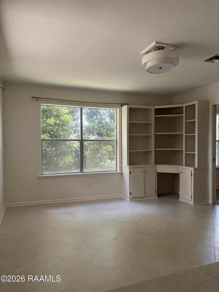 509 Alonda Dr - Photo 2 of 7