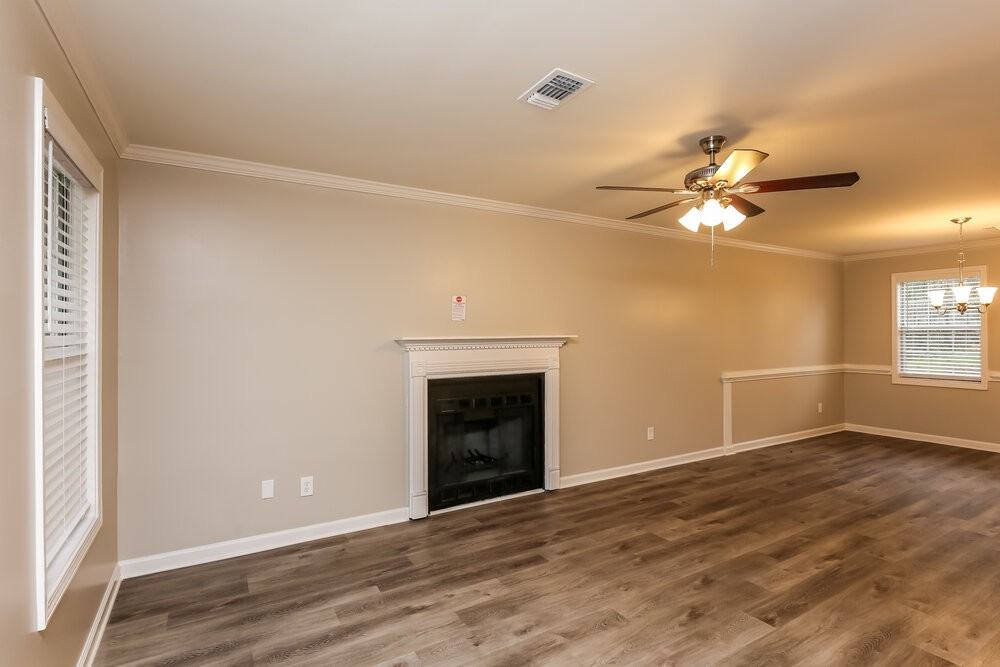 1421 Steve Ct - Photo 6 of 17