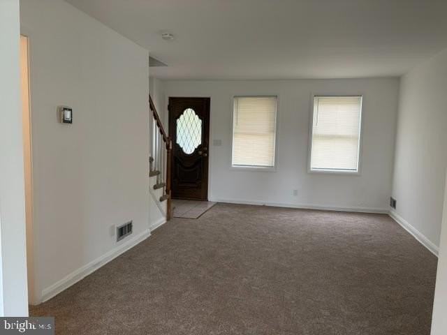 325 Imla St - Photo 4 of 40