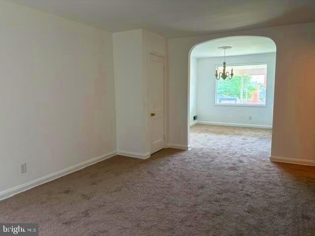 325 Imla St - Photo 6 of 40