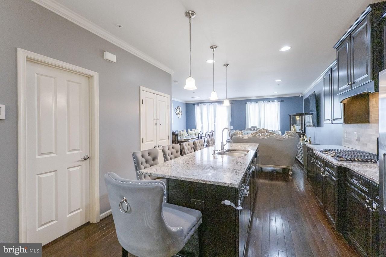 14058 Wellspring Ave - Photo 2 of 34