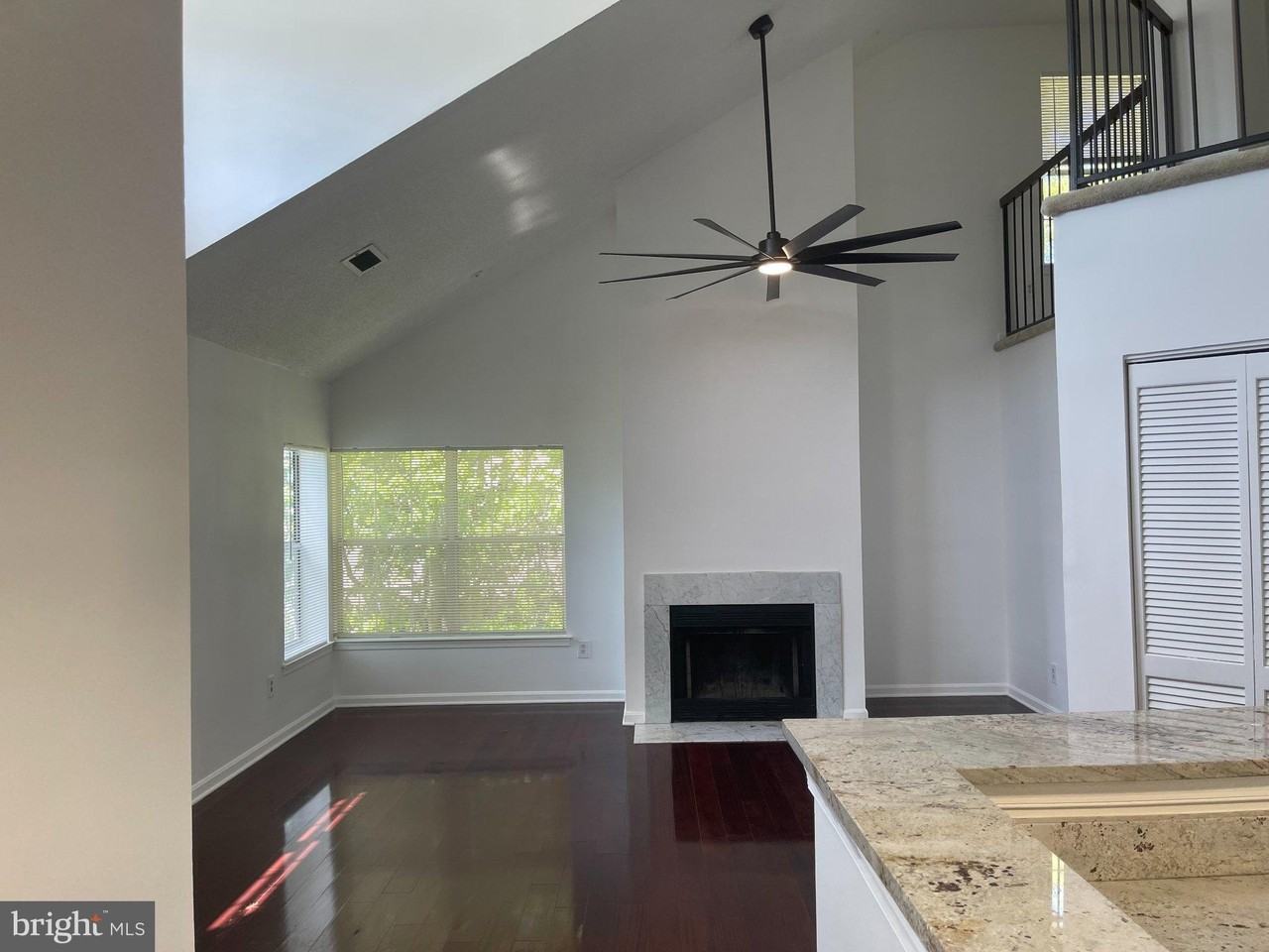 14226 Bowsprit Ln #608 - Photo 7 of 23