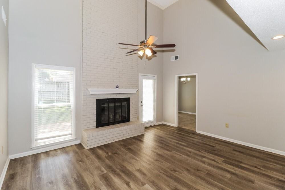 8631 Debbie Kay Ln - Photo 5 of 17