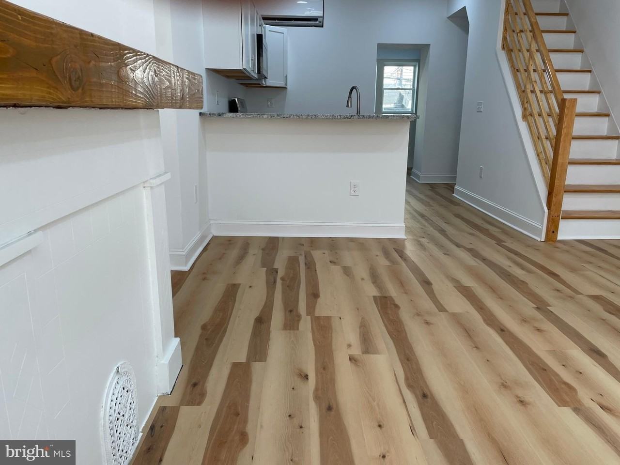 1731 N Dover St - Photo 4 of 14