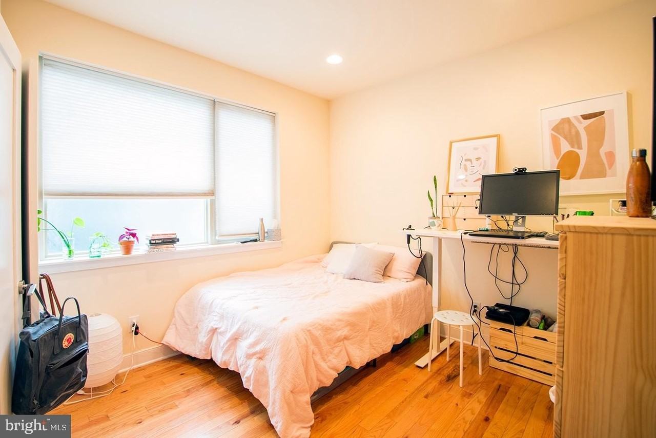 1242 Point Breeze Ave #204 - Photo 5 of 15