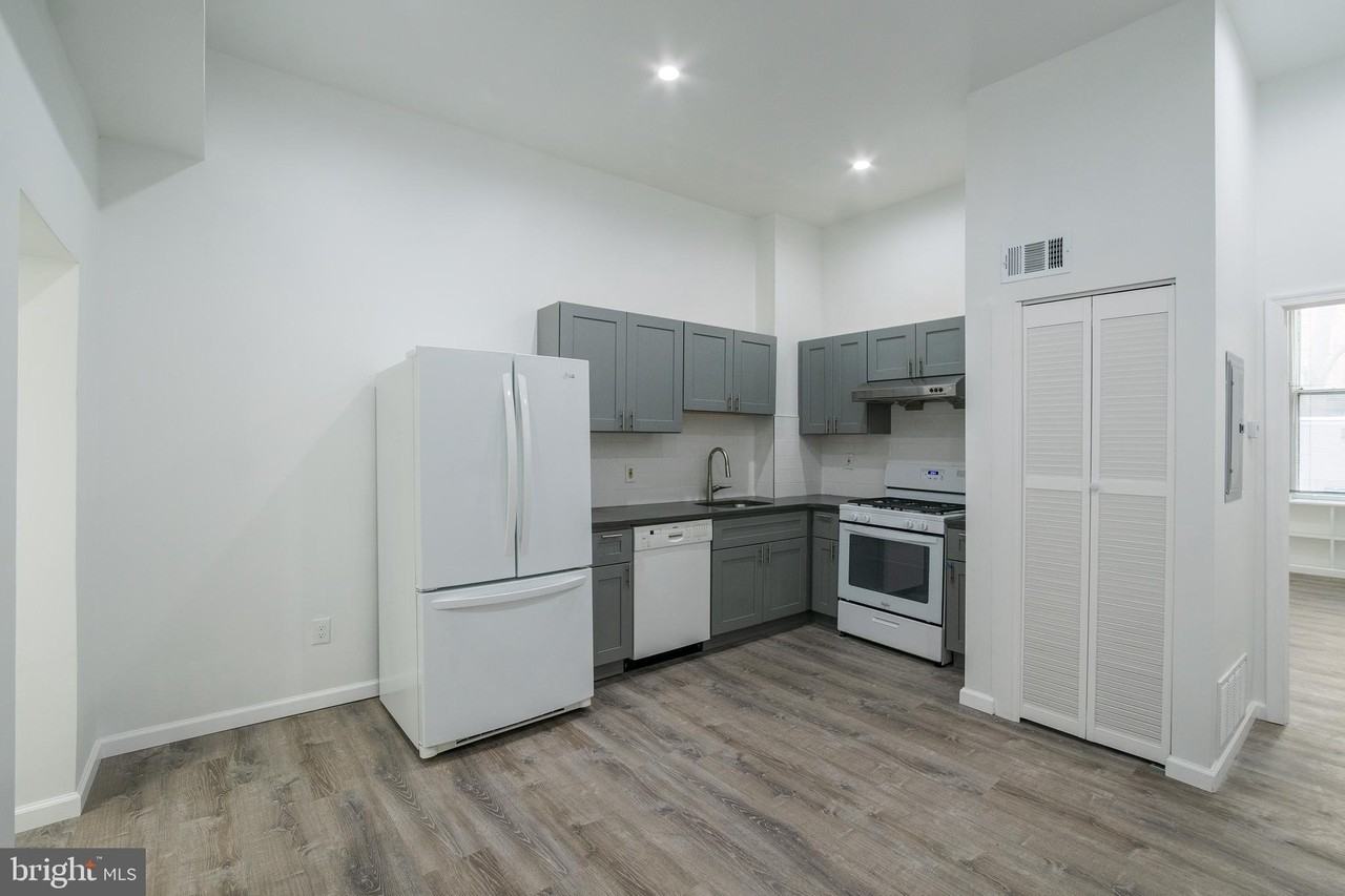 1726 Pine St #1F