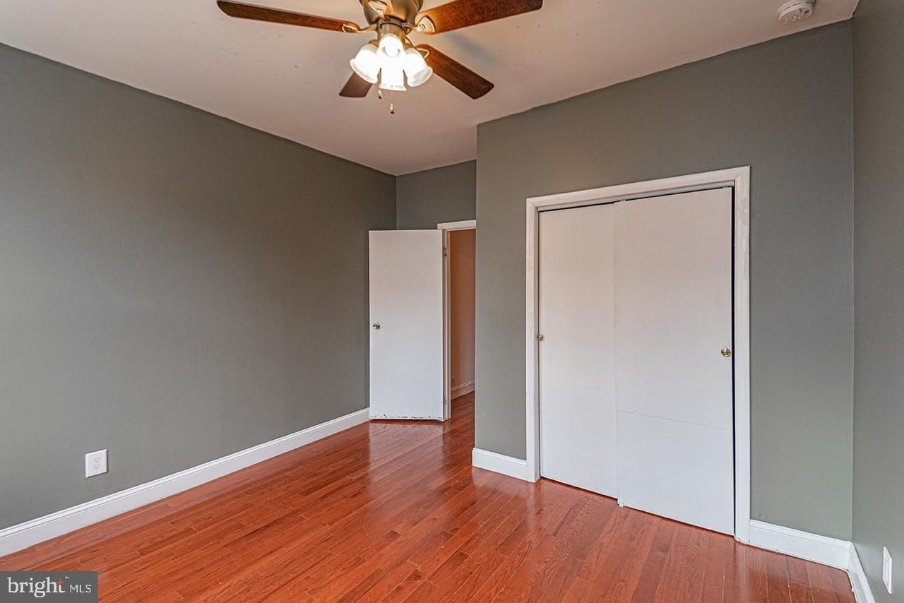 1836 S 10th St #1 - Photo 4 of 13