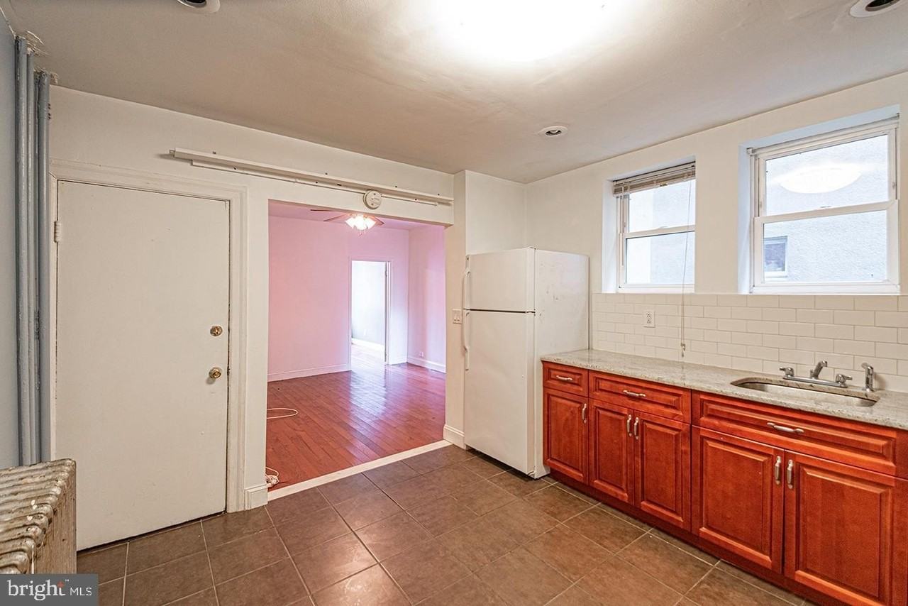 1836 S 10th St #1 - Photo 6 of 13