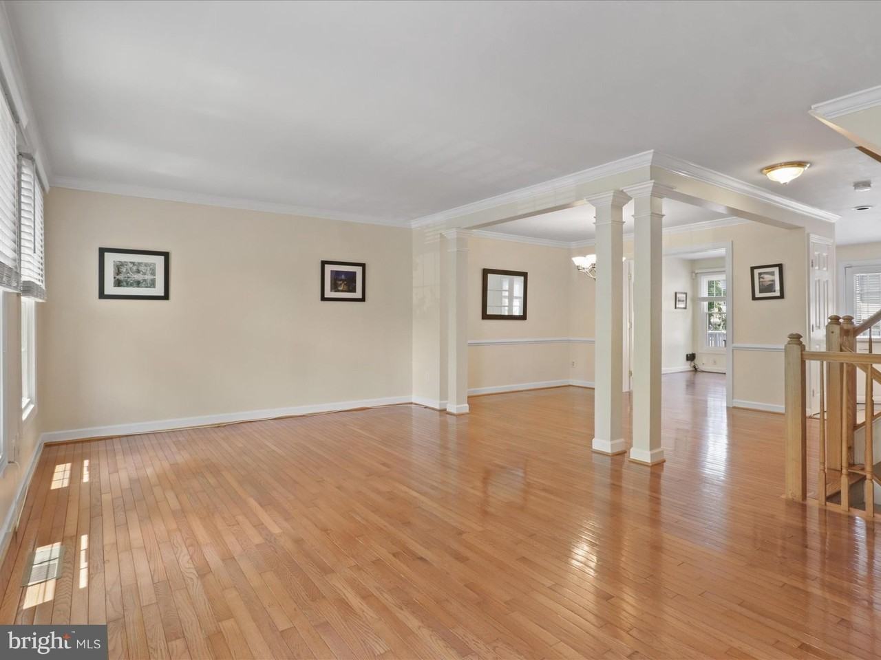 7441 Heatherfield Ln - Photo 4 of 31