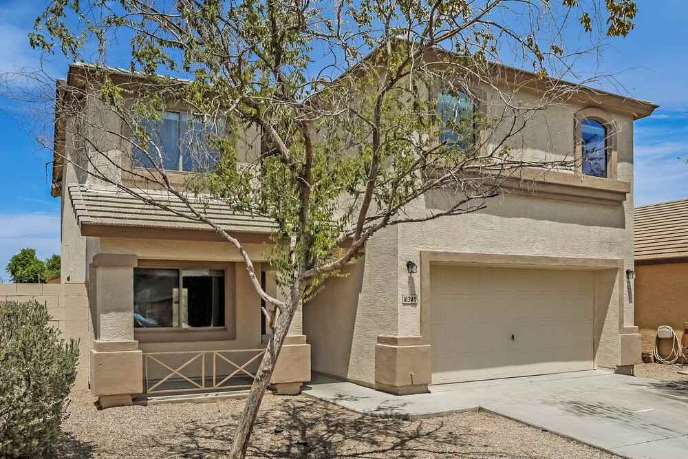 10340 W Hilton Ave - Photo 4 of 17
