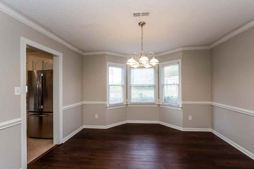 2515 Haybrook Ln - Photo 6 of 17