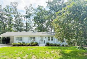 212 Sampson St - Photo 1 of 1