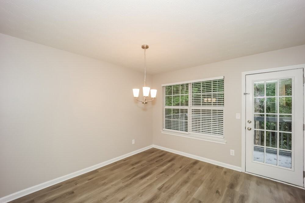 2534 Walter Way - Photo 7 of 17