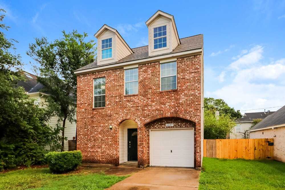 6607 Dickson Way - Photo 4 of 17