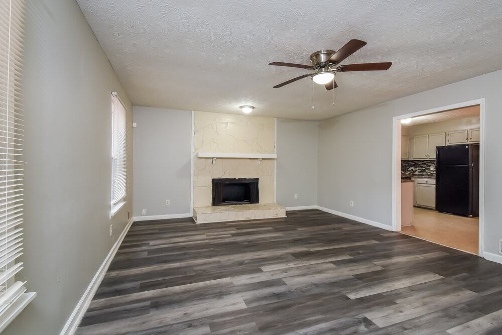 3504 Sandra Dr - Photo 4 of 17