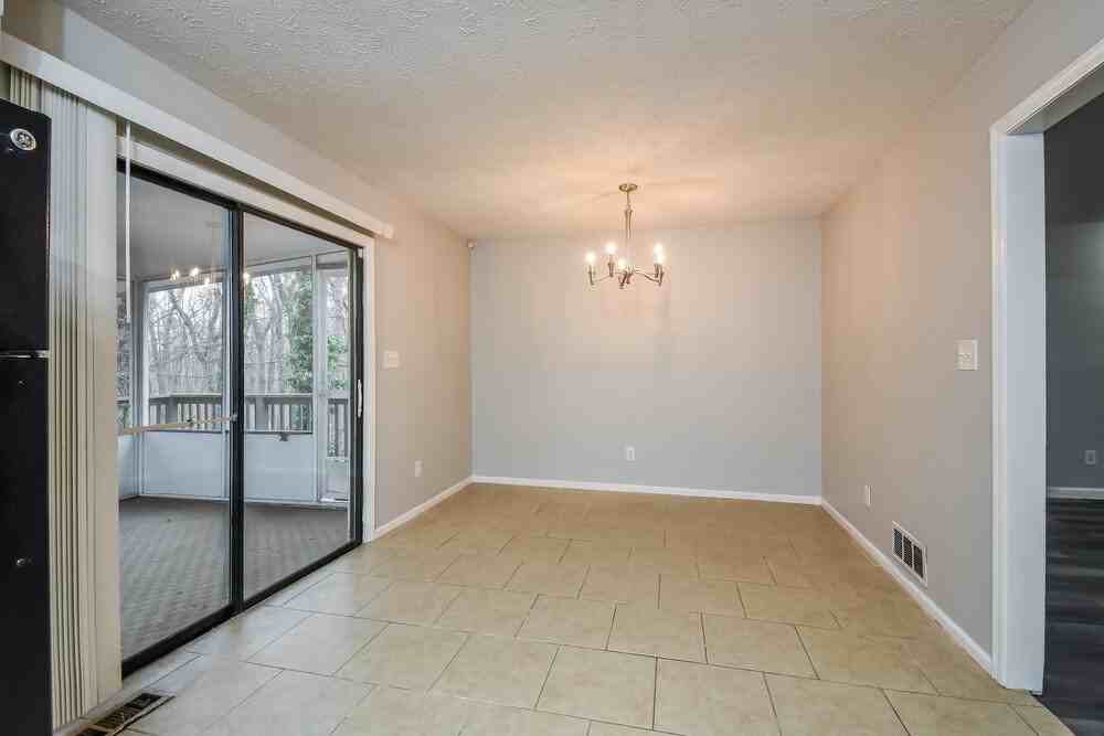 3504 Sandra Dr - Photo 7 of 17