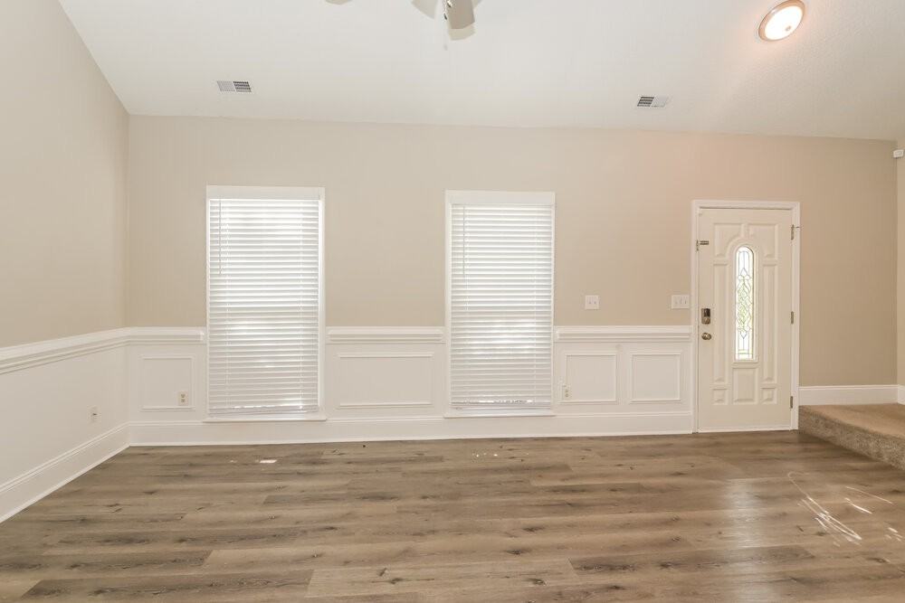 2108 David Earl Dr - Photo 6 of 17