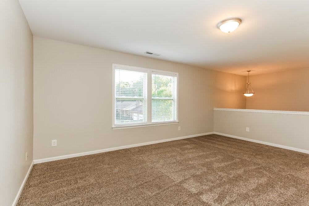 11028 Belmont Run Ln - Photo 6 of 17