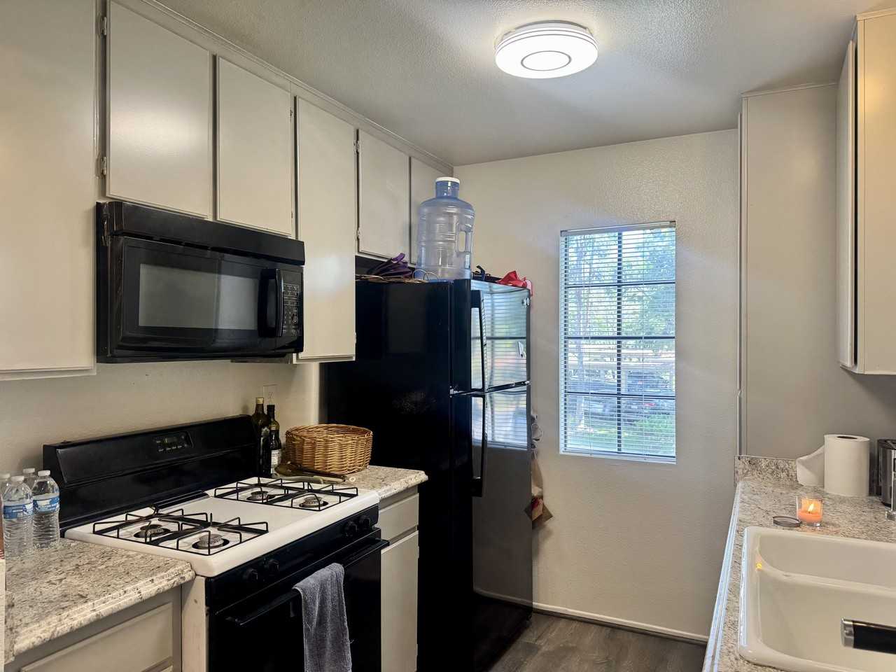 10305 Azuaga St #18 - Photo 5 of 11