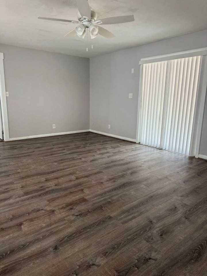 1690 Longview Way Nw - Photo 7 of 22
