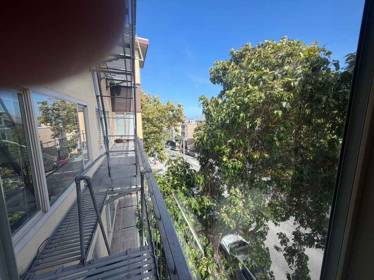 101 Broderick St - Photo 7 of 23