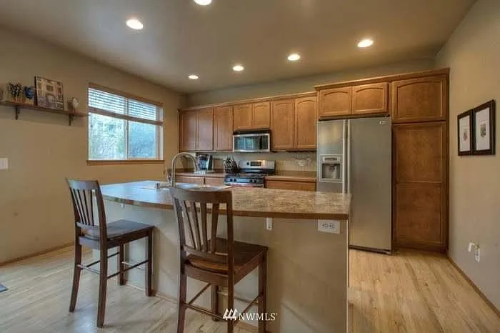 2508 Blaine Ave Ne #1 - Photo 4 of 23