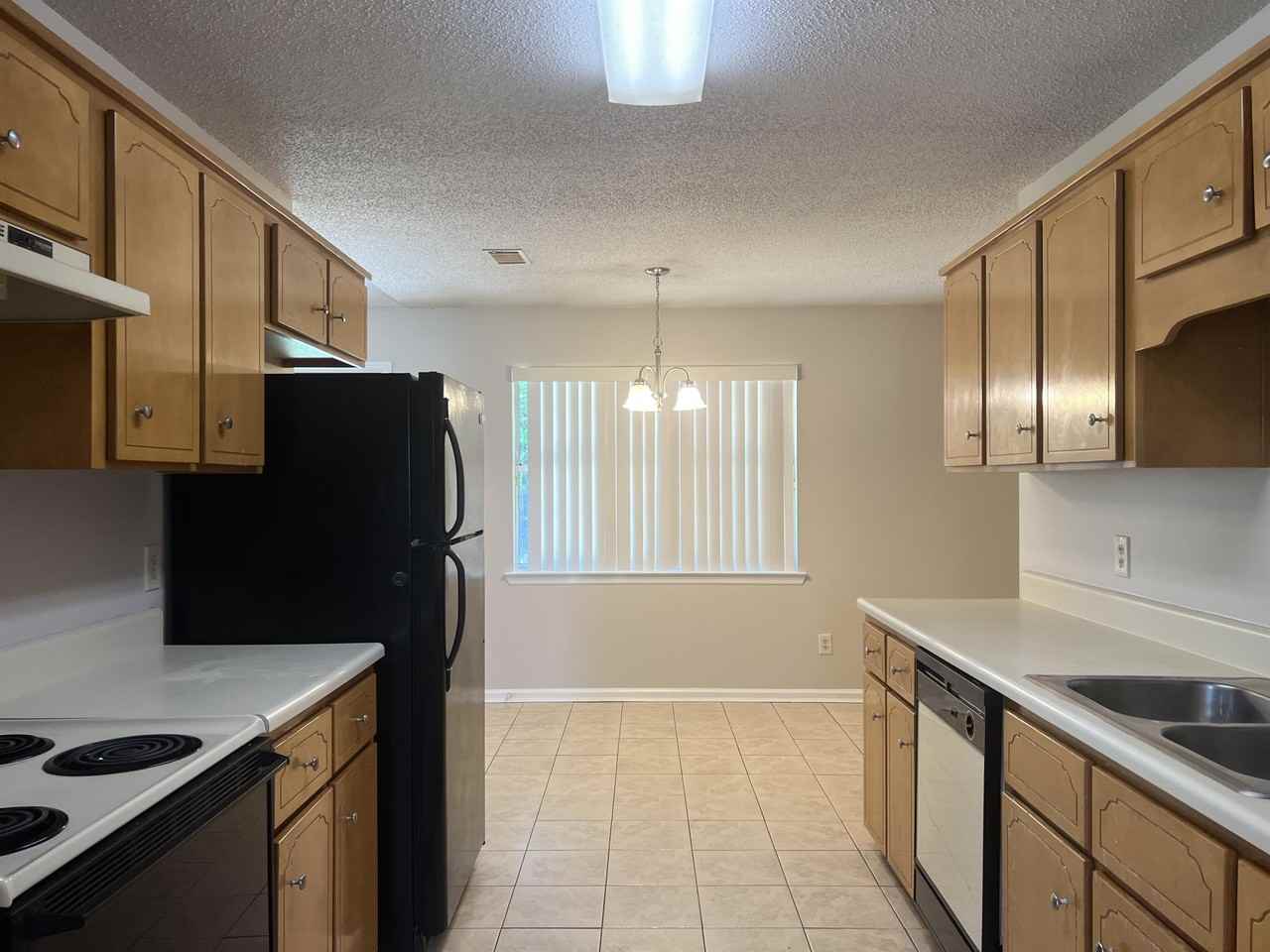 753 Melissa Dr #753 - Photo 3 of 8
