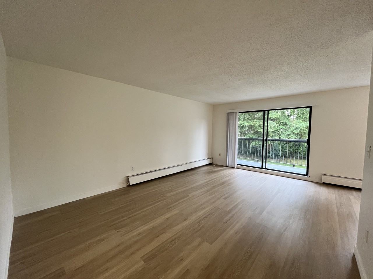 Belaire Apartments - Photo 4 of 14