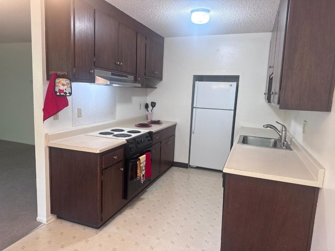 19 Jade Ct - Photo 3 of 10