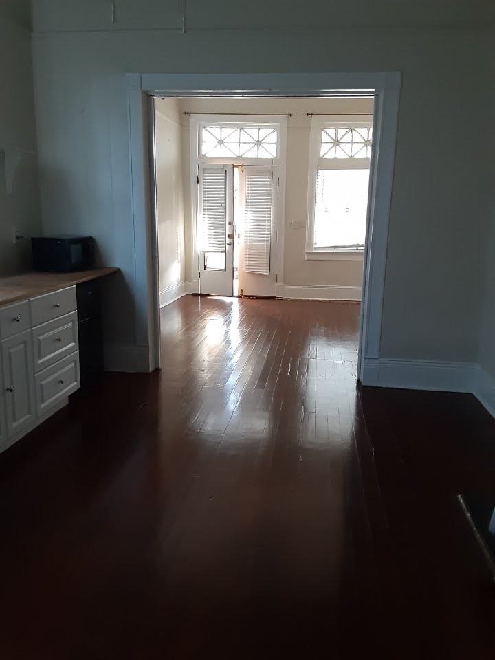 3133 Dauphine St - Photo 2 of 26