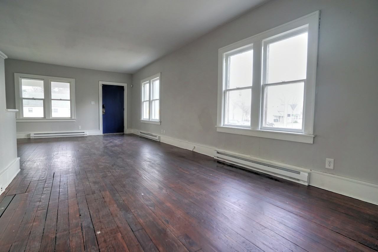 501 N Eddy St - Photo 5 of 17
