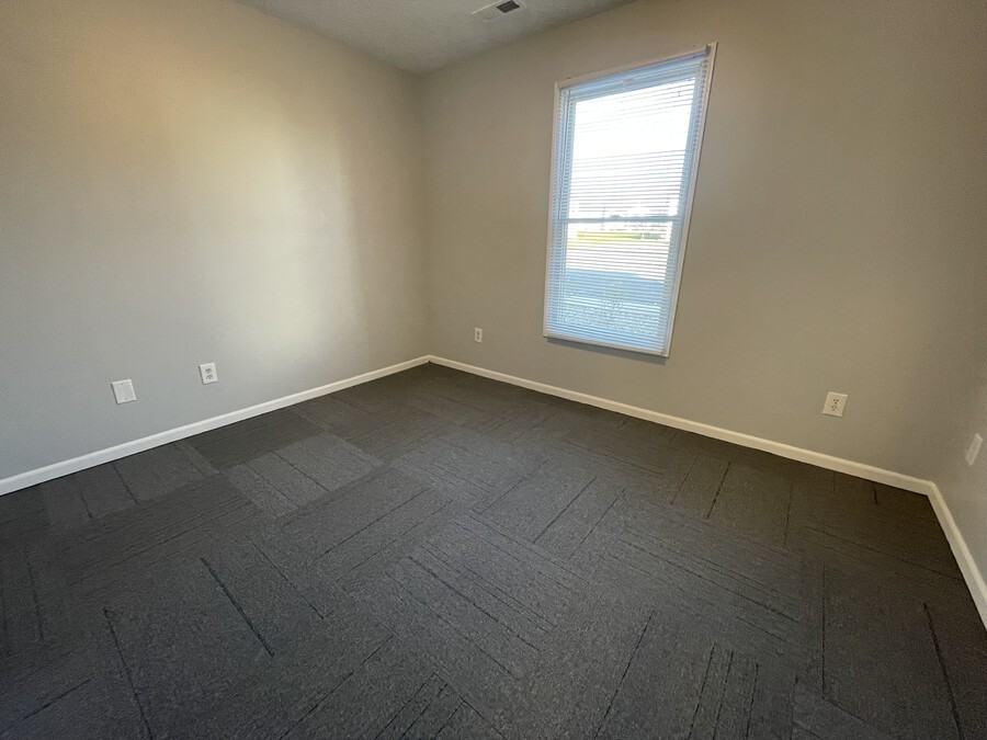 336 Stone Dr #A - Photo 5 of 8