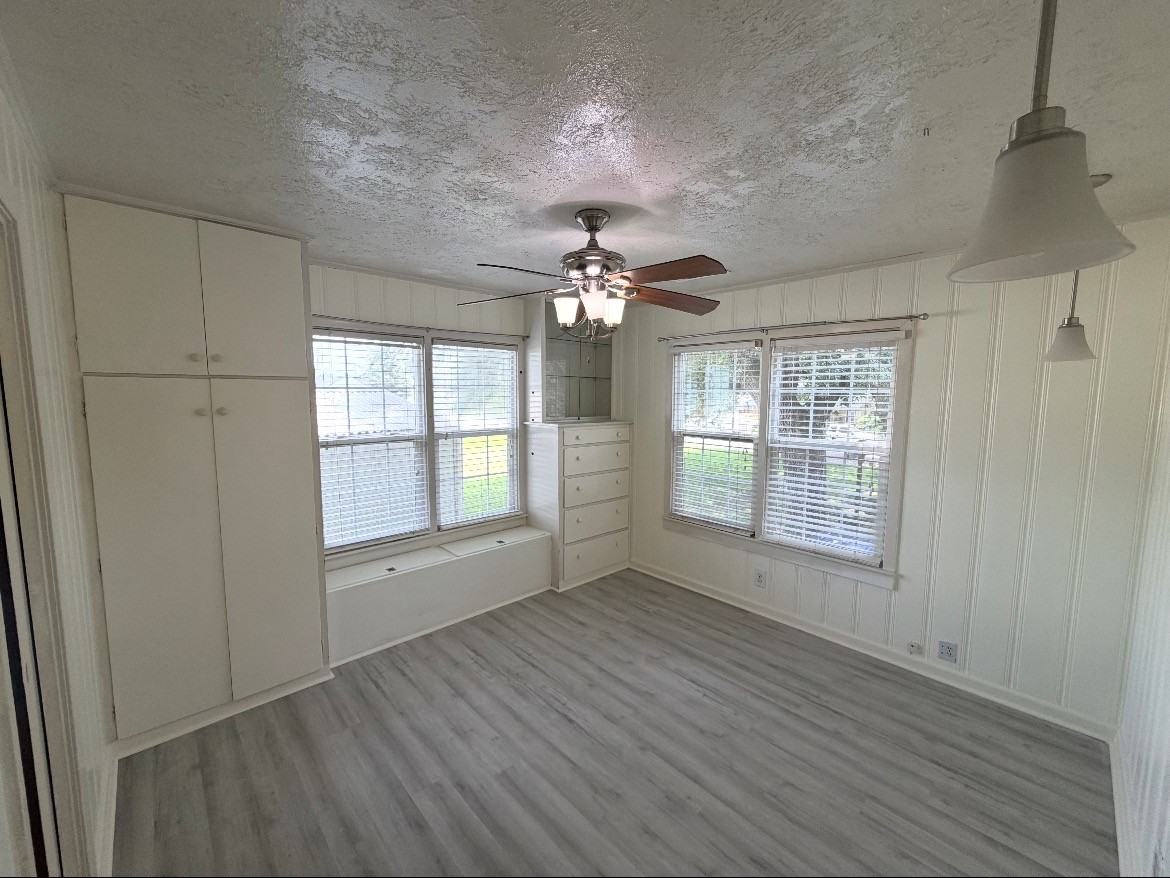 212 W Hunnicutt St #2 - Photo 2 of 5