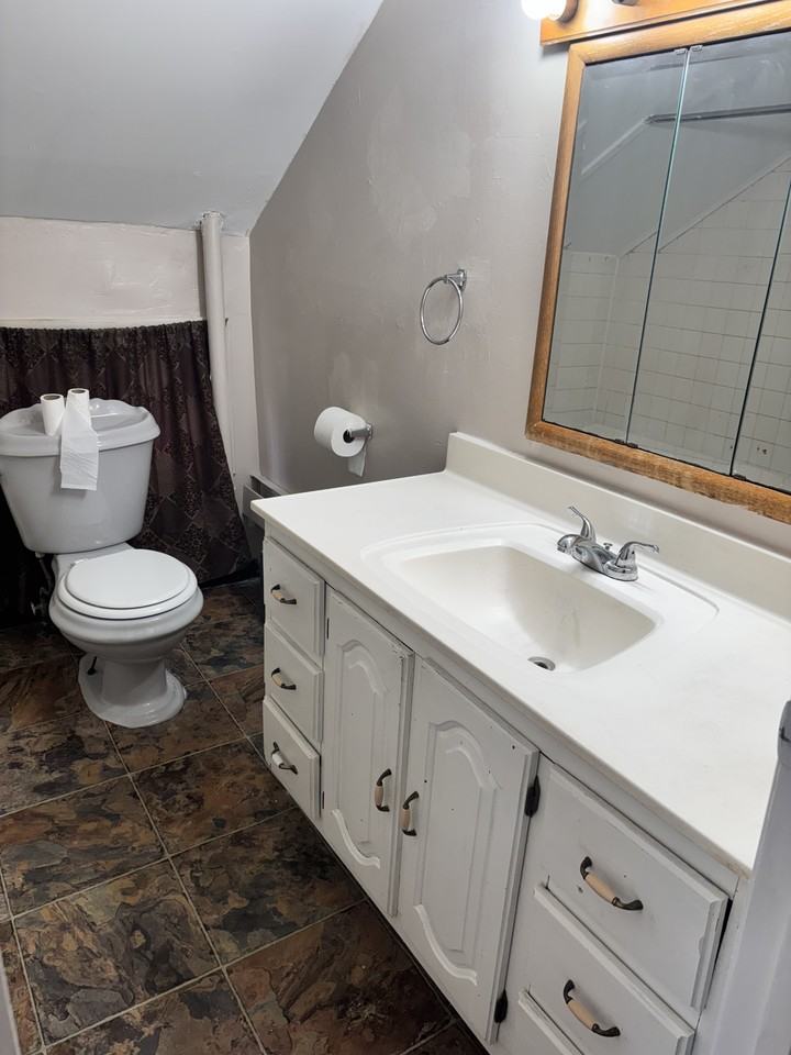 47 Bouck St #A - Photo 7 of 8